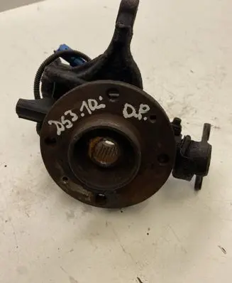 Citroen DS3 Front wheel hub
