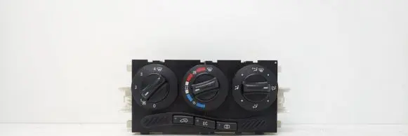 Mercedes-Benz A W168 Climate control unit 1688300485 3298HW3997 Q142600