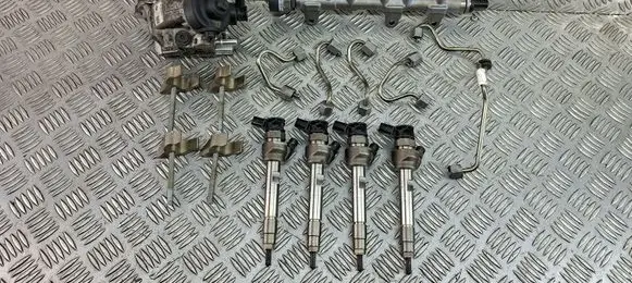 BMW X2 F39 Fuel injection system set 0445010777