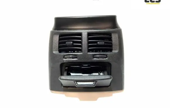 Lexus IS 220D-250-350 Dash center air vent grill 58860-53030 P8944
