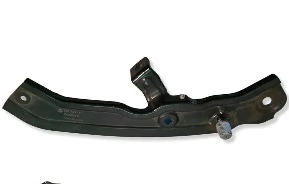 Skoda Scala Headlight/headlamp mounting bracket 657805931