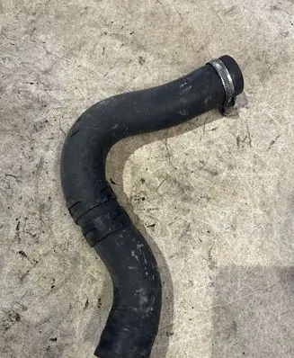 Hyundai Tucson JM Engine coolant pipe/hose