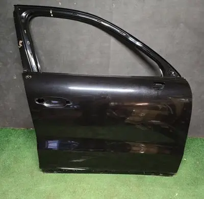 Porsche Cayenne (9Y0 9Y3) Front door 9Y0831312C
