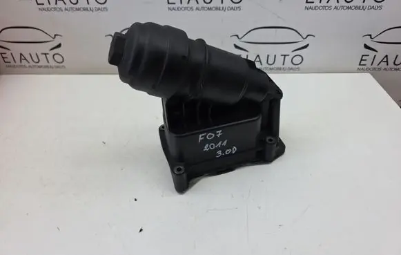 BMW 5 GT F07 Oil filter mounting bracket 7800066