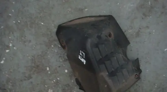 Rear underbody cover/under tray