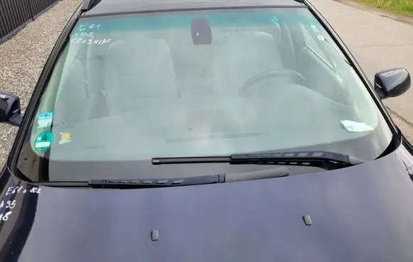 BMW 5 E60 E61 Front windscreen/windshield window