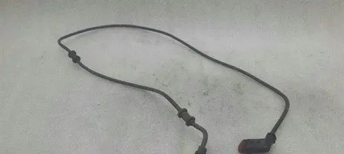 Mercedes-Benz SLK R171 ABS wheel speed sensor A1715400217