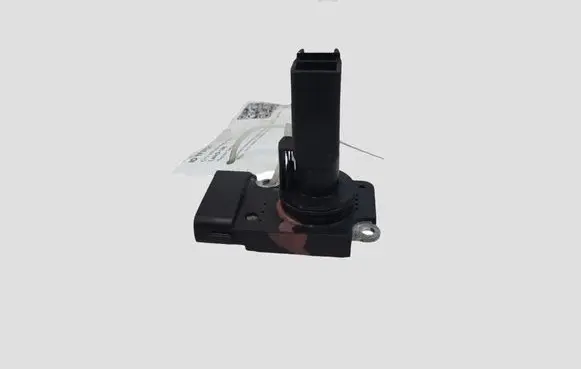 Toyota Corolla Verso E121 Mass air flow meter 2220427010