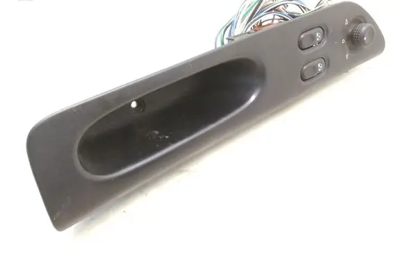 Renault Laguna I Electric window control switch 7701672454