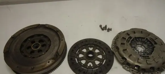 BMW 5 E60 E61 Clutch set kit 7559529