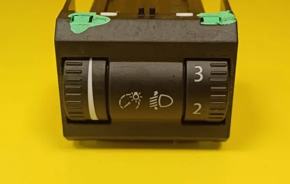 Skoda Octavia Mk2 (1Z) Headlight level height control switch 1Z0941333