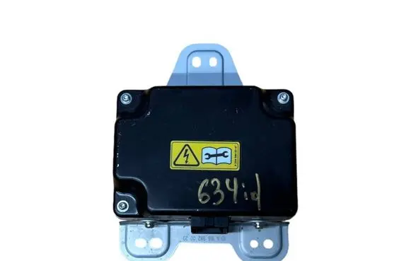 Voltage converter inverter