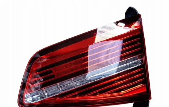Volkswagen PASSAT B8 Tailgate rear/tail lights 3G5945308A
