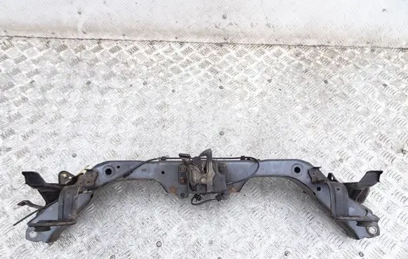 Honda CR-V Radiator support slam panel