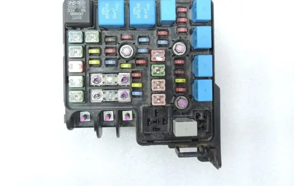 KIA Ceed Fuse box set 919501H040