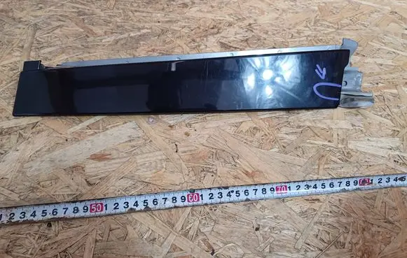 Suzuki Vitara (LY) Front door trim (molding)