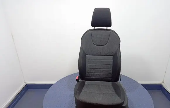 Skoda Octavia Mk3 (5E) Front driver seat 5Q4881105A