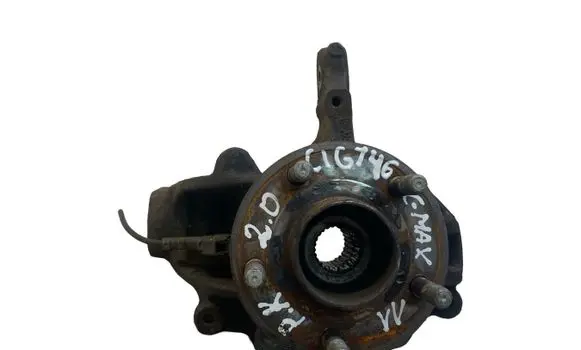 Front wheel hub
