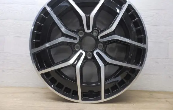 R19 alloy rim