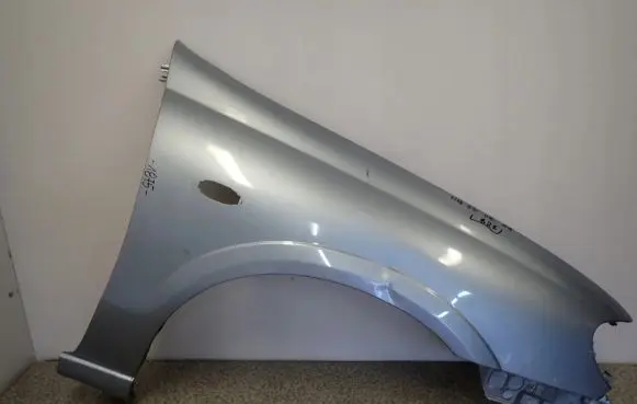 Nissan Almera N16 Fender