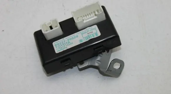 Toyota Avensis T270 Power steering control unit/module 8922720020