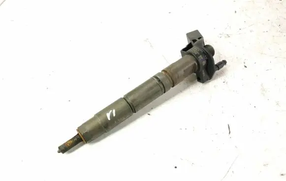 Mercedes-Benz ML W164 Fuel injector 6420701387 6420701987