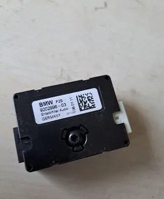 BMW X3 F25 Aerial antenna filter 50110081 820299603