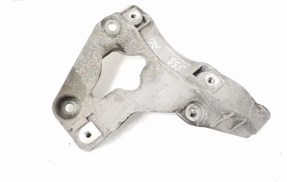 Jeep Grand Cherokee A/C compressor mount bracket 