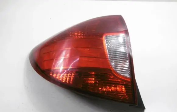 KIA Rio Rear/tail lights 92401-F00