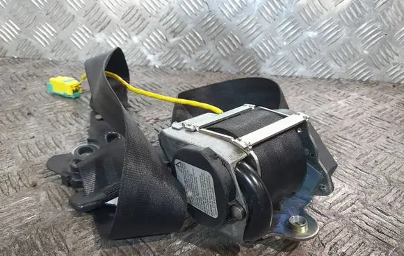 Volkswagen Touareg I Front seatbelt 7L6857705A E1104200