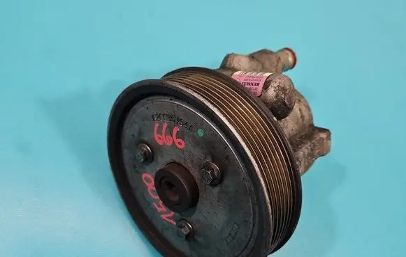 Renault Laguna III Power steering pump 8200374085 IMPRK1500666
