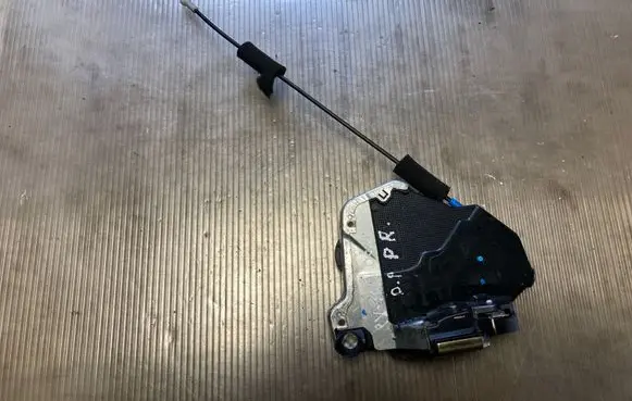Front door lock