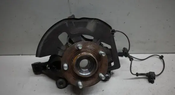 Front wheel hub