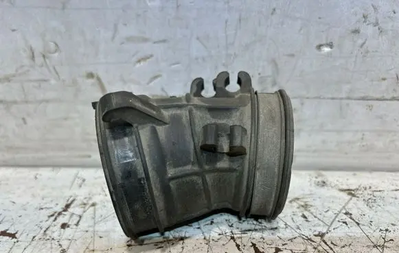 Honda FR-V Air intake hose/pipe 
