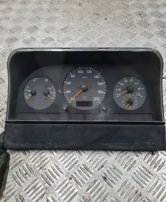 Volkswagen II LT Speedometer (instrument cluster) 2D0919860A