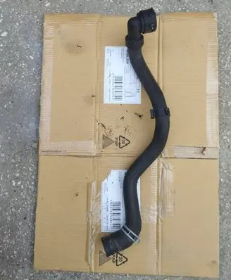 Ford Mondeo MK IV Heater radiator pipe/hose 