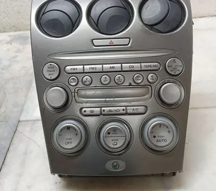 Mazda 6 Radio/CD/DVD/GPS head unit FF011068B