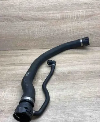 BMW 5 E60 E61 Engine coolant pipe/hose 7787449
