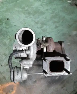 Iveco Daily 4th gen Turbo 504137713 6140047