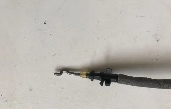 Front door cable line