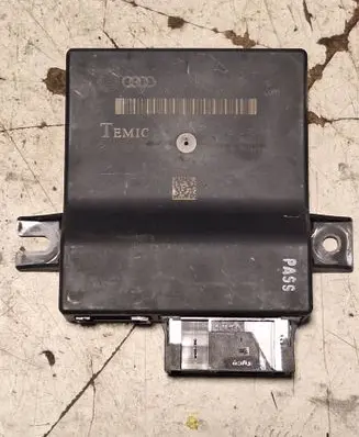 Audi A6 S6 C6 4F Gateway control module 4F0907468D 4F0910468A