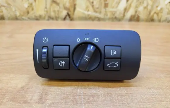 Volvo V60 Light switch 30739432 10093571