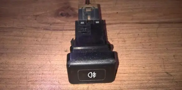 Fog light switch