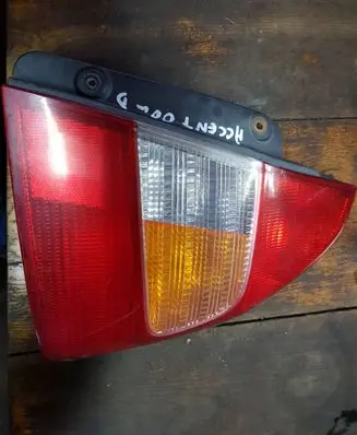 Hyundai Accent Rear/tail lights ECGLP21W PPT30