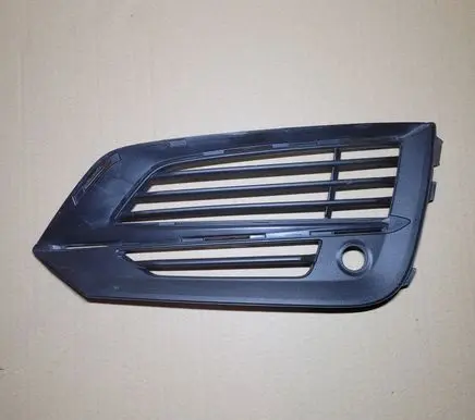 Volvo XC60 Front bumper lower grill 31449215