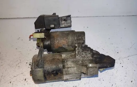 Mazda 6 Starter motor M000T90981