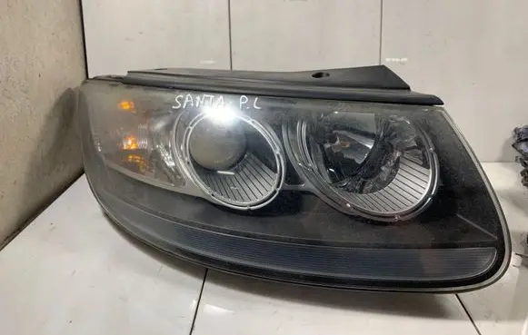 Hyundai Santa Fe Headlight/headlamp 921022BXXX