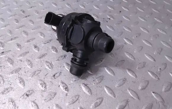 Jaguar I-Pace Electric auxiliary coolant/water pump T4K4643 J9D38D108AD J9D38D108AC