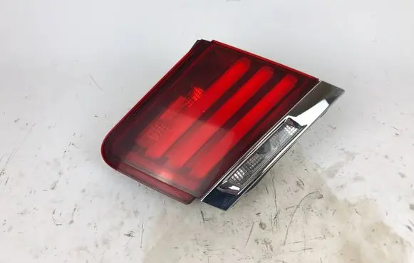 BMW 7 F01 F02 F03 F04 Tailgate rear/tail lights 7300271 27000106 WKF01LCLT2