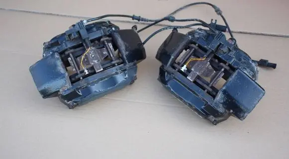 Mercedes-Benz S W220 Front brake caliper